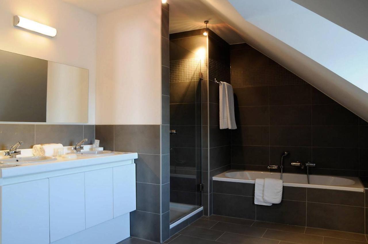 Hotel Salons De Vrede Ichtegem Exteriör bild